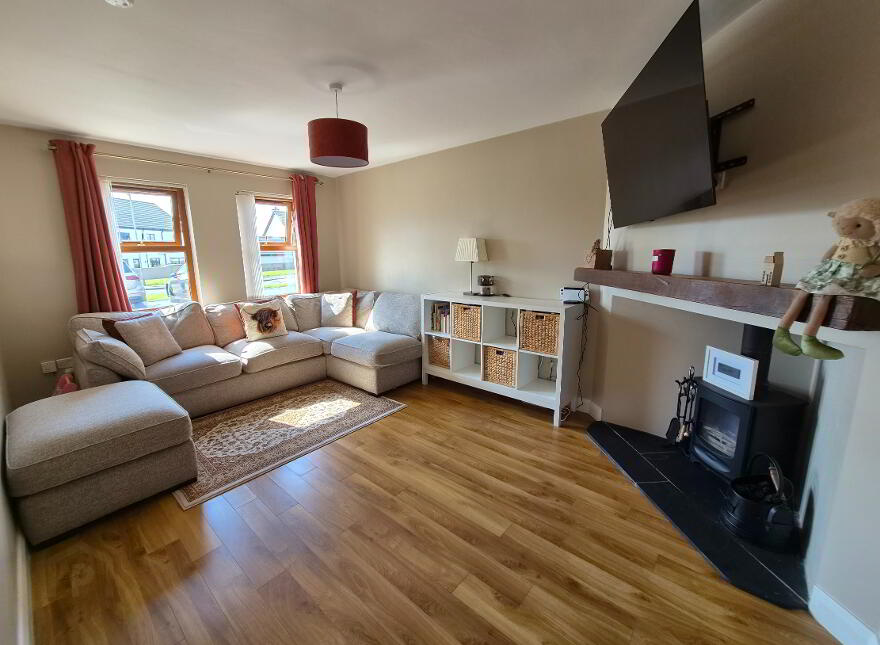 18 Lisnavale, Kilkeel, BT34 4FS