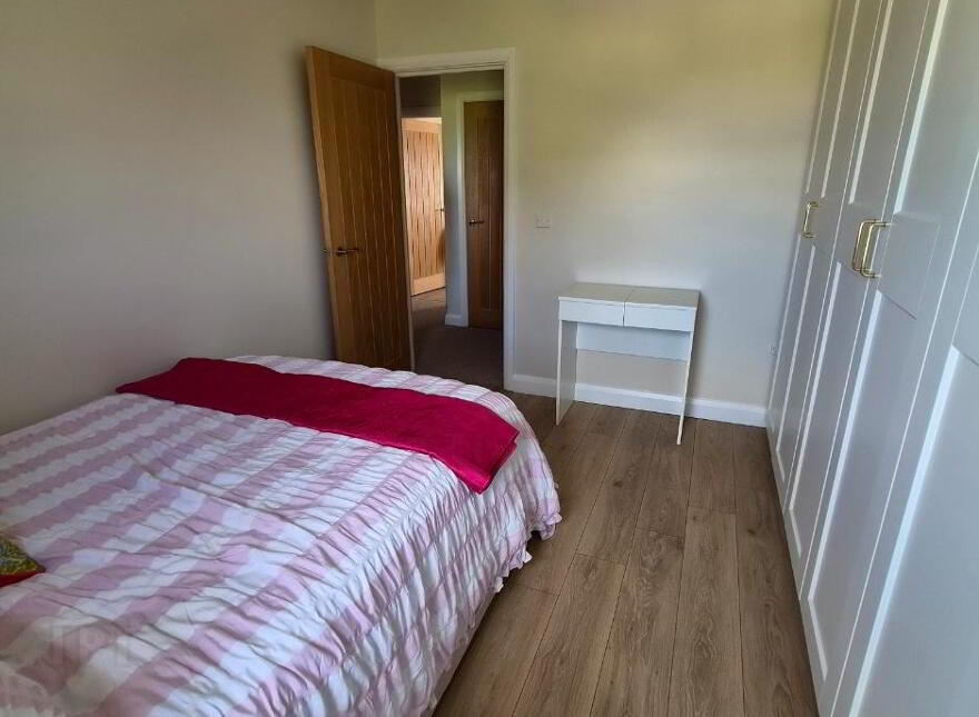 18 Lisnavale, Kilkeel, BT34 4FS
