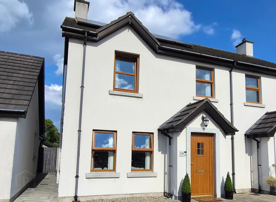 18 Lisnavale, Kilkeel, BT34 4FS