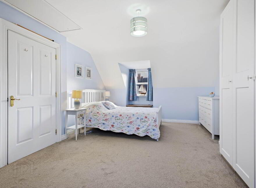 33 Governors Gate, Hillsborough, BT26 6FE