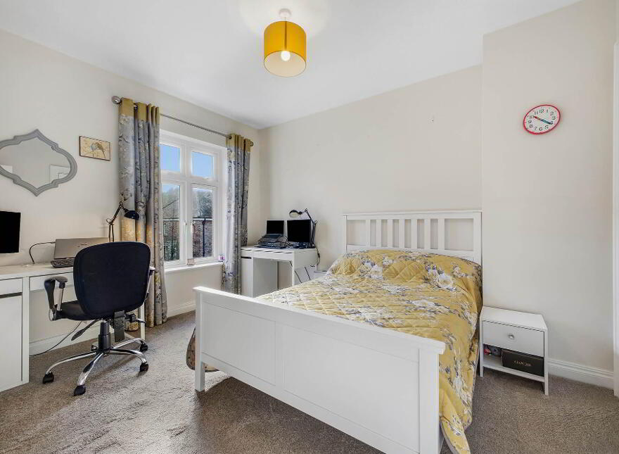 33 Governors Gate, Hillsborough, BT26 6FE