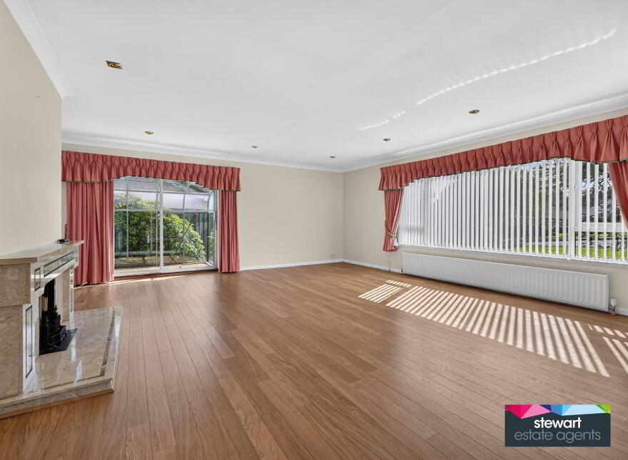 12 Rosewood Park, Lurgan, BT66 7AQ