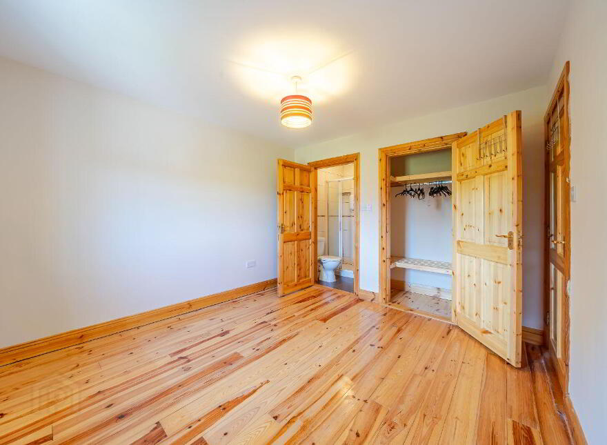 11 Elm Gardens, Balla, F23TN30