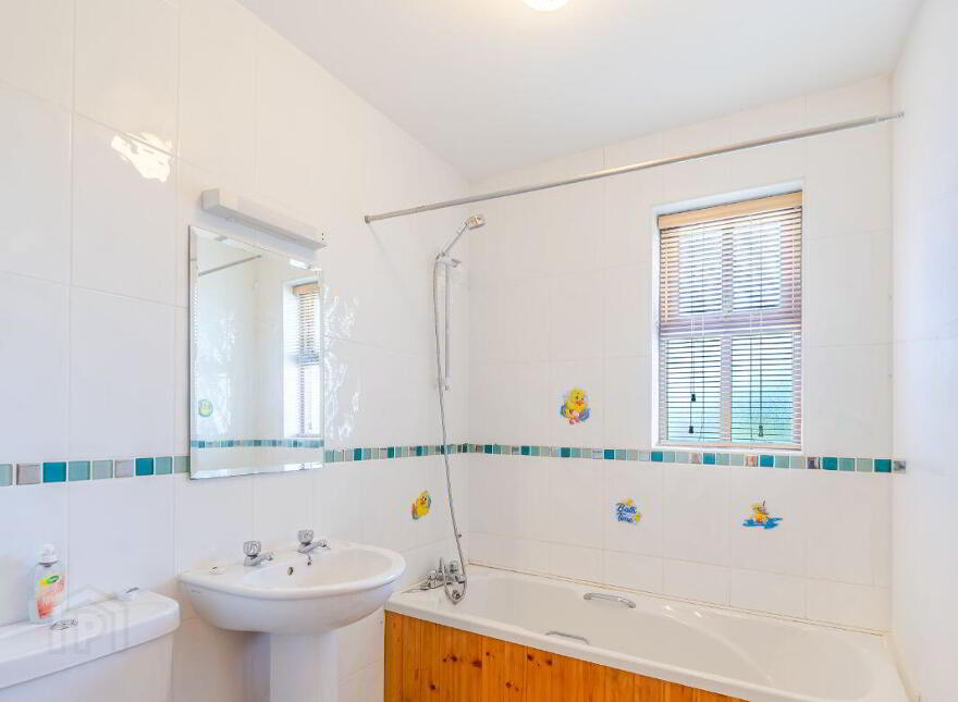 11 Elm Gardens, Balla, F23TN30