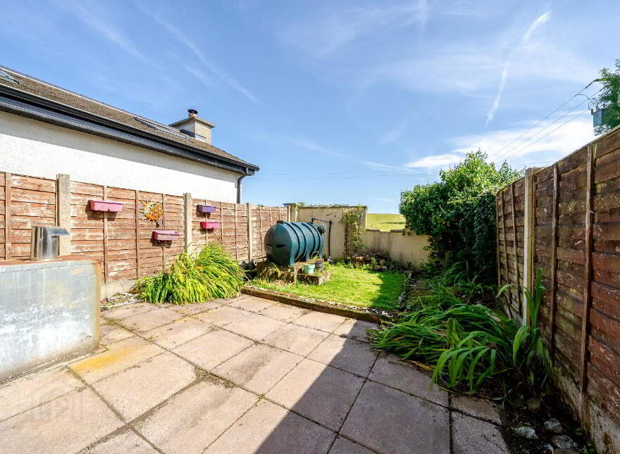 11 Elm Gardens, Balla, F23TN30