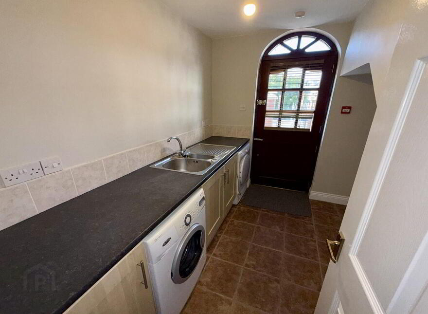 14 Donnybrook Court, Belfast, BT9 7GH