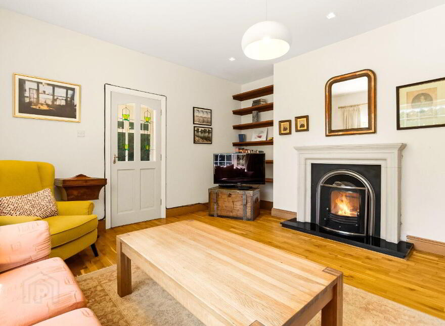 Youngrove, Midleton, P25DH39