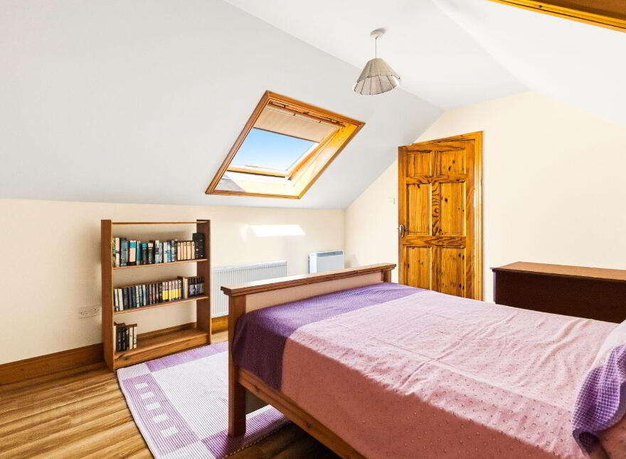 Youngrove, Midleton, P25DH39