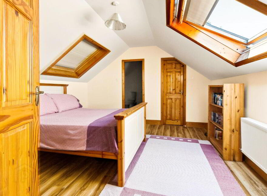 Youngrove, Midleton, P25DH39