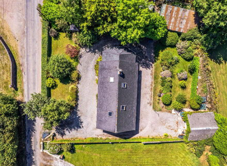 Youngrove, Midleton, P25DH39