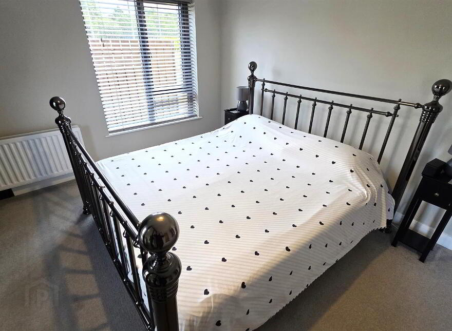 18 Kirby's Meadow, Antrim, BT41 1FP