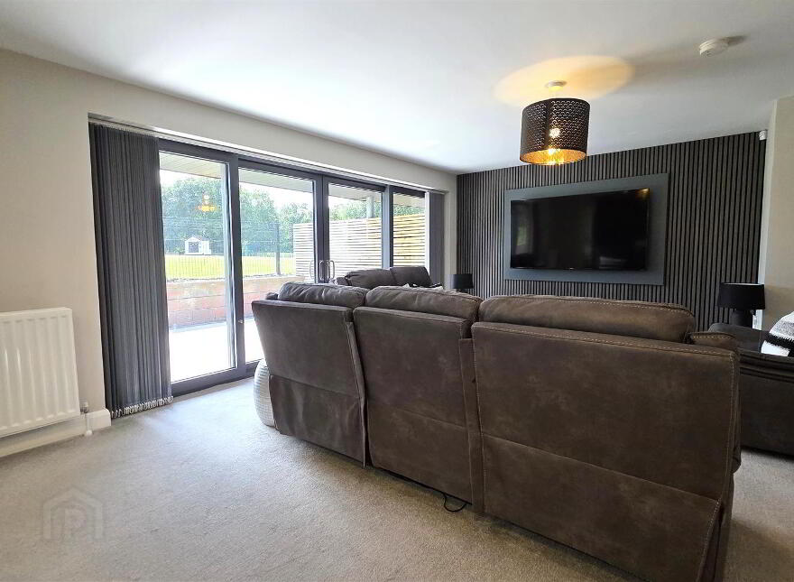 18 Kirby's Meadow, Antrim, BT41 1FP