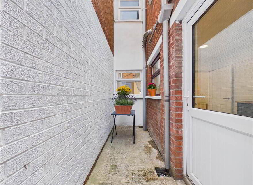 15 Oakman Street, Belfast, BT12 7BP