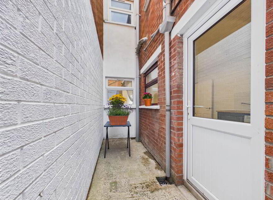 15 Oakman Street, Belfast, BT12 7BP
