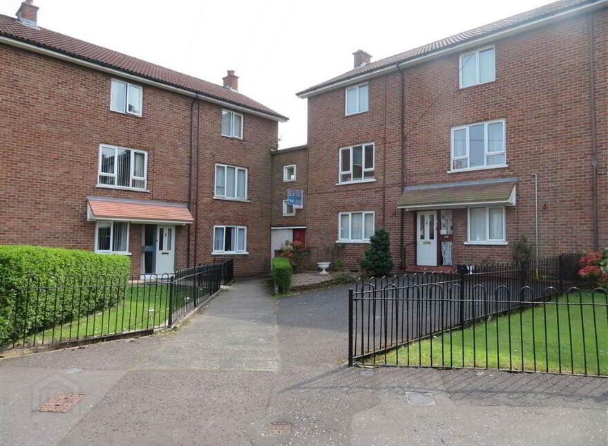 15F Glenarm Square, Finaghy, Belfast, BT10 0BG photo