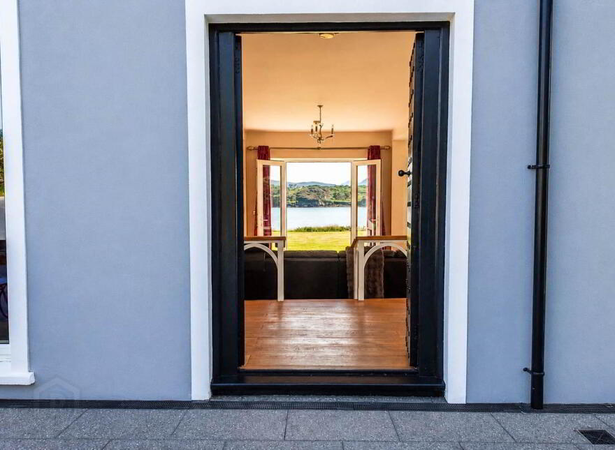 The Pink House, Carrickfinn, Kincasslagh, F94YK37