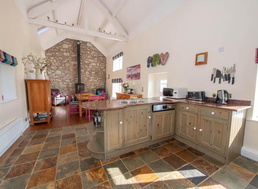 The Pink House, Carrickfinn, Kincasslagh, F94YK37