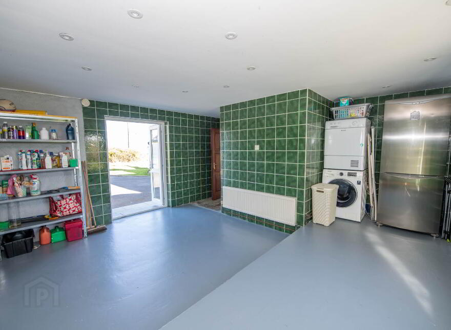 The Pink House, Carrickfinn, Kincasslagh, F94YK37