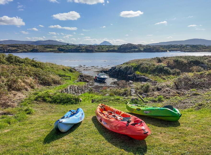 The Pink House, Carrickfinn, Kincasslagh, F94YK37