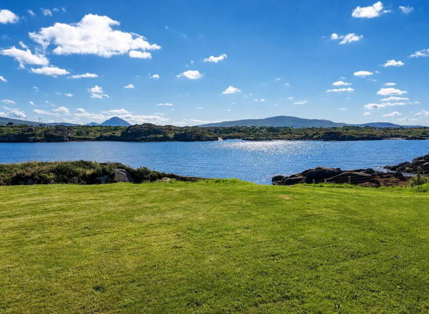 The Pink House, Carrickfinn, Kincasslagh, F94YK37