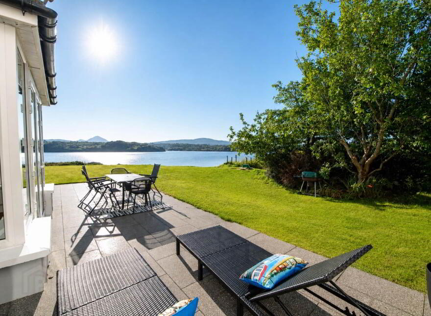 The Pink House, Carrickfinn, Kincasslagh, F94YK37