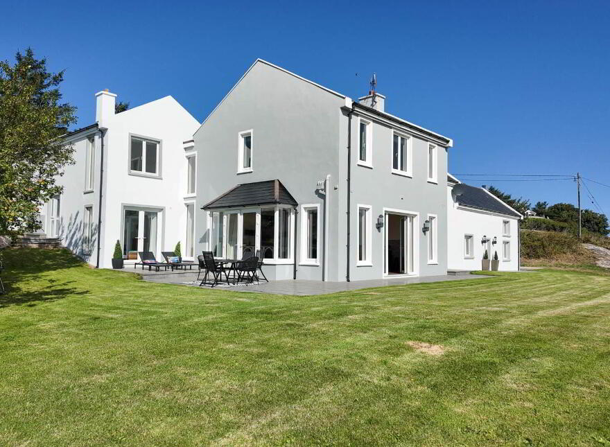 The Pink House, Carrickfinn, Kincasslagh, F94YK37