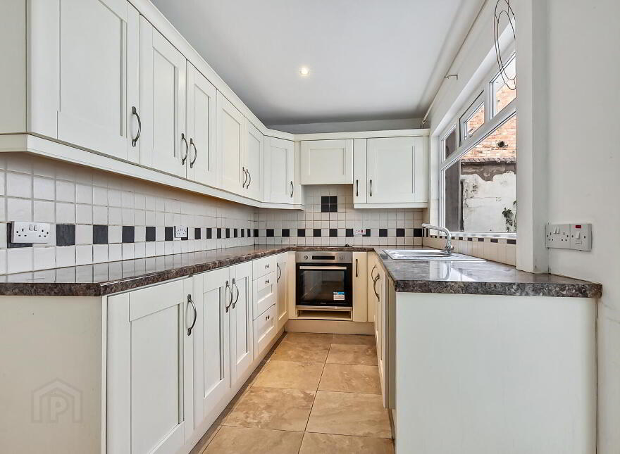 28 Glandore Drive, Belfast, BT15 3FG