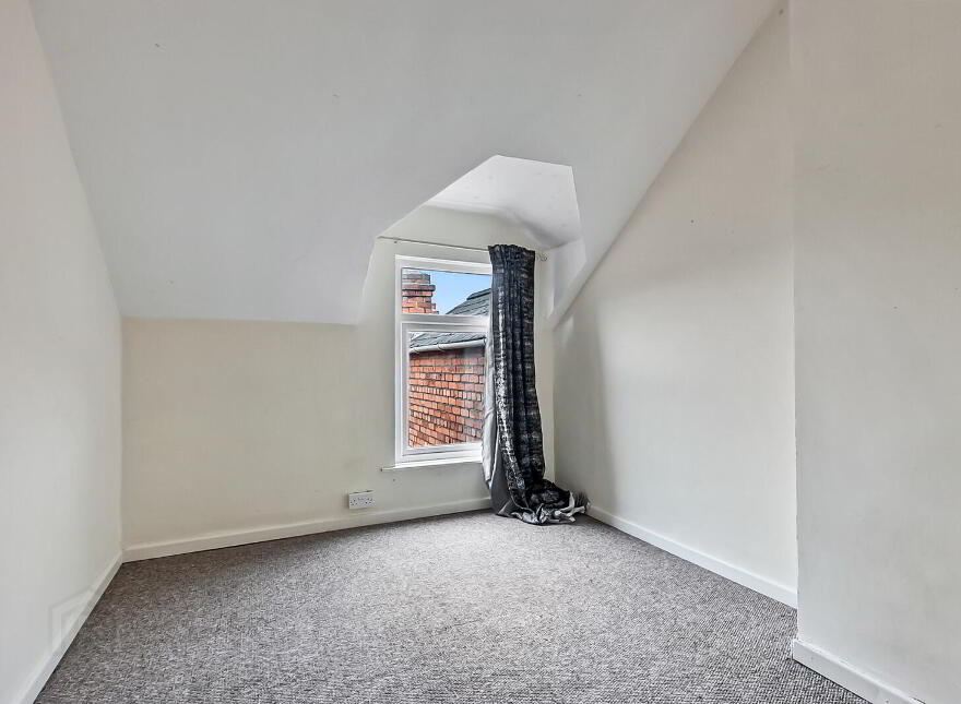 28 Glandore Drive, Belfast, BT15 3FG