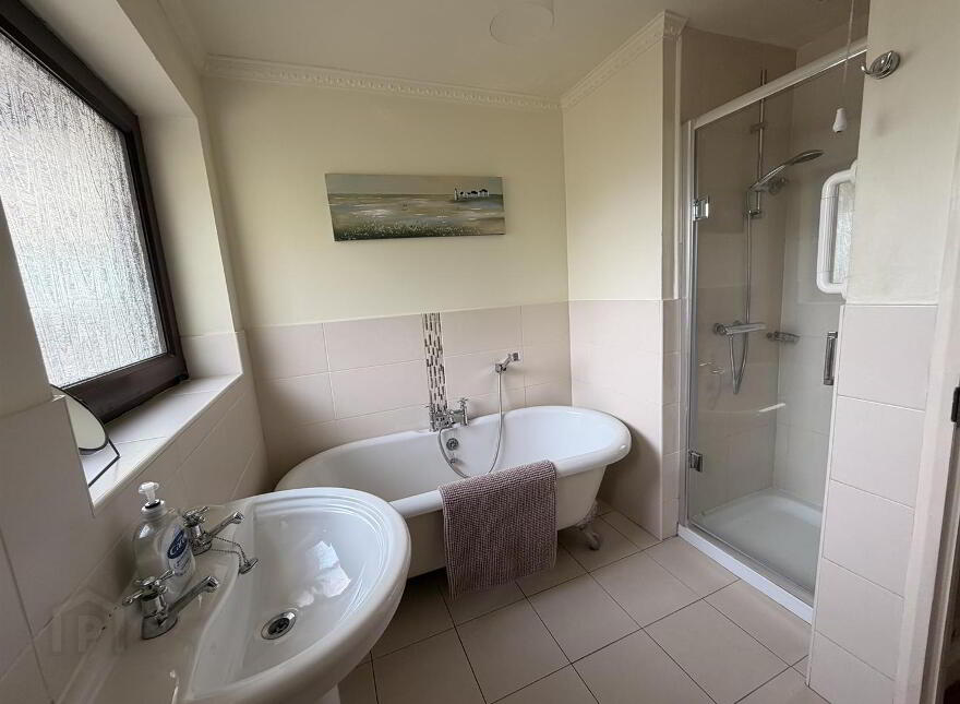 8 Vaddegan Road, Newtownabbey, BT36 7SW