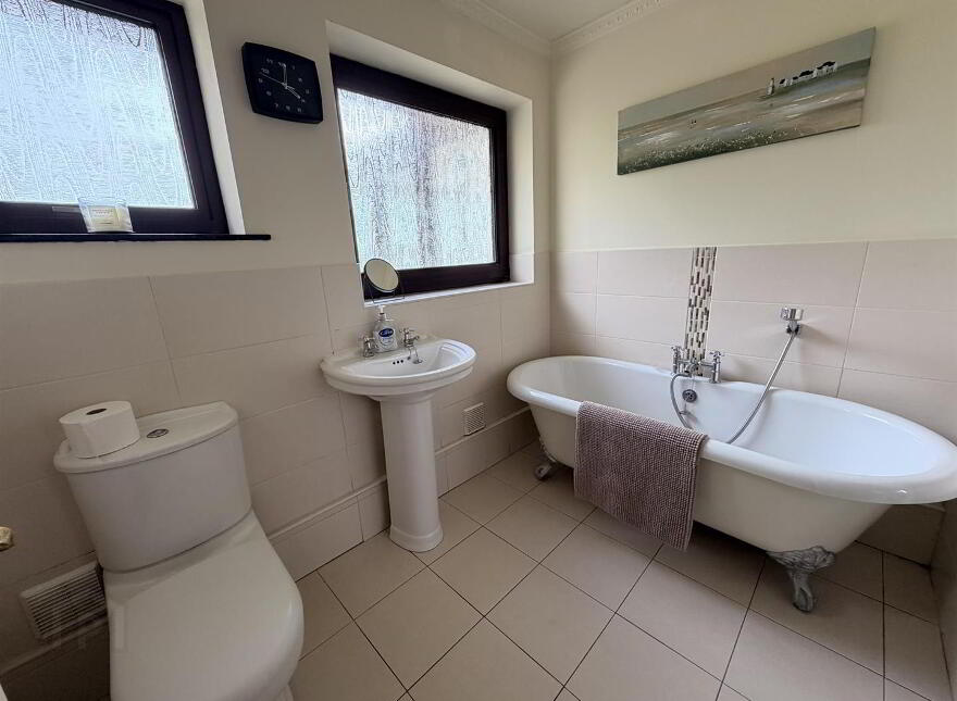 8 Vaddegan Road, Newtownabbey, BT36 7SW
