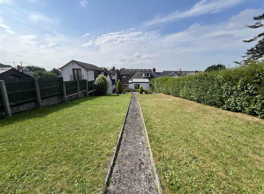 176 Saintfield Road, Belfast, BT8 6HF