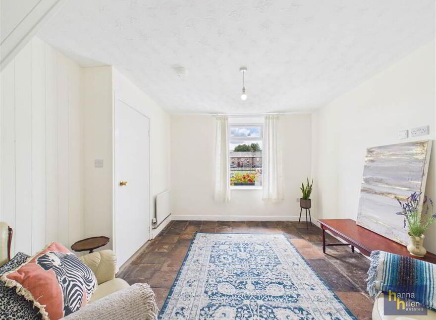 13 College Square East, Bessbrook, Newry, BT35 7DG
