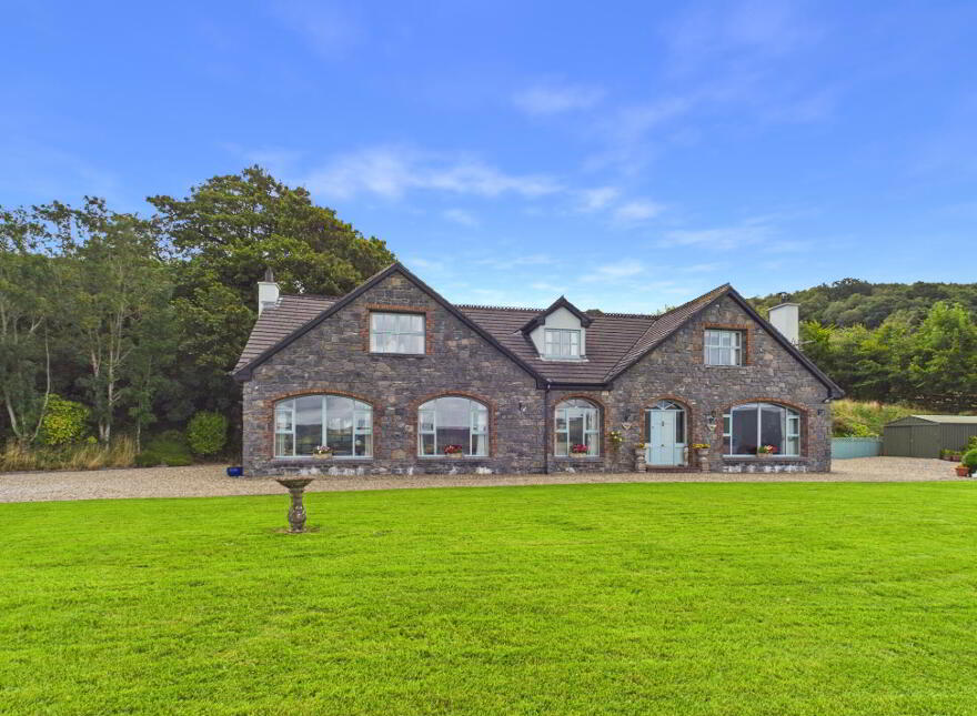 Derrycastle, Ballina, V94VCF8