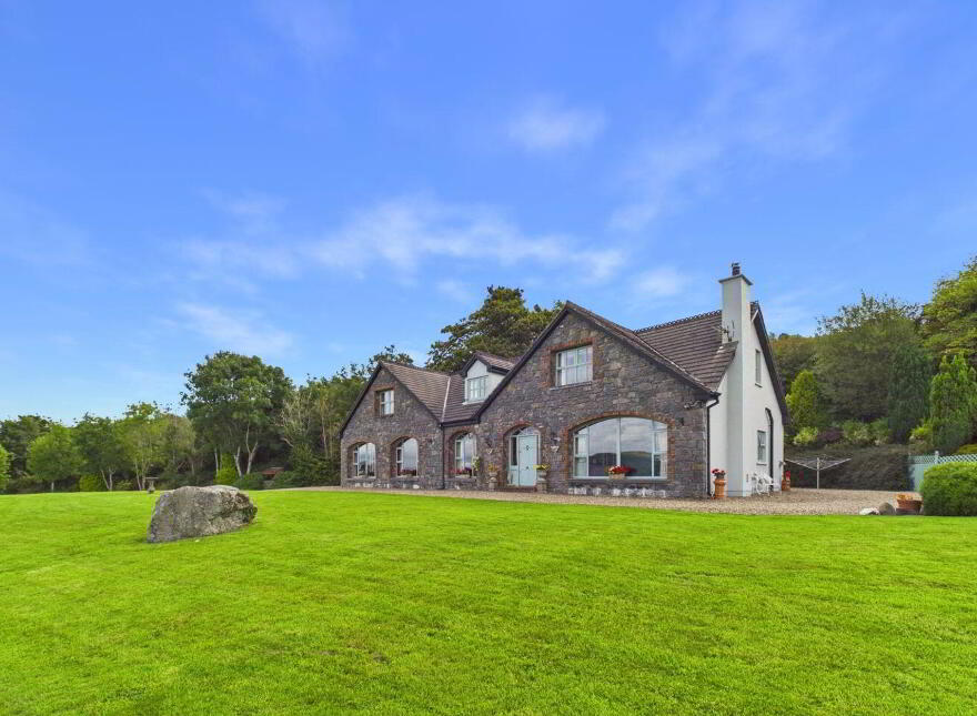 Derrycastle, Ballina, V94VCF8