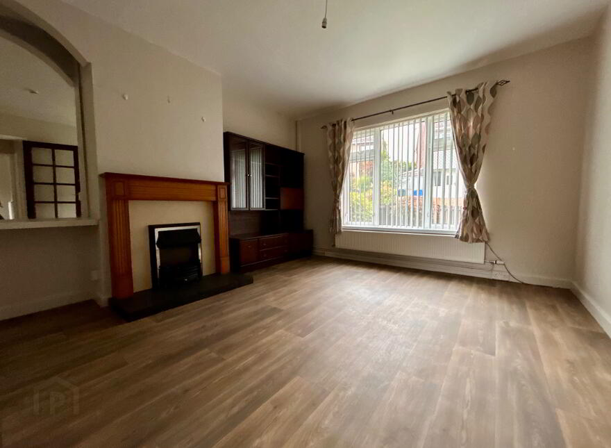 2 Queens Park, Lisbellaw, BT94 5FF