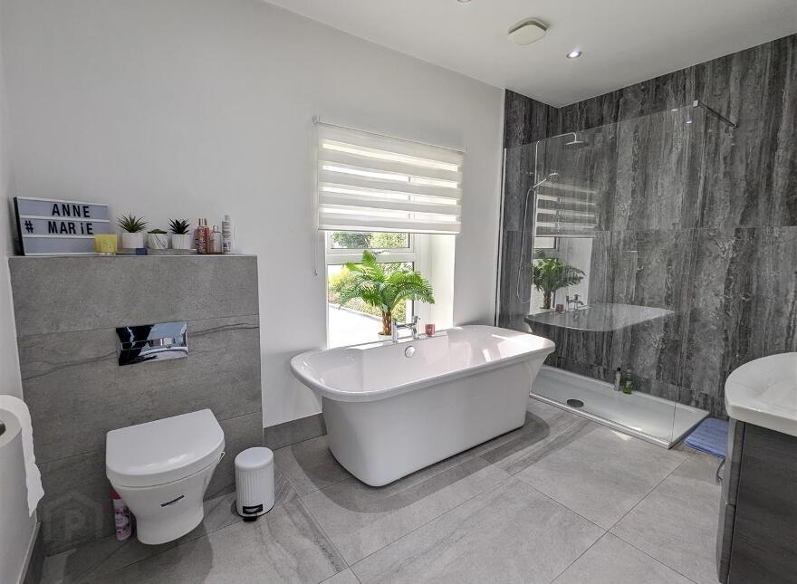 19 Tollymore Road, Newcastle, BT33 0JL