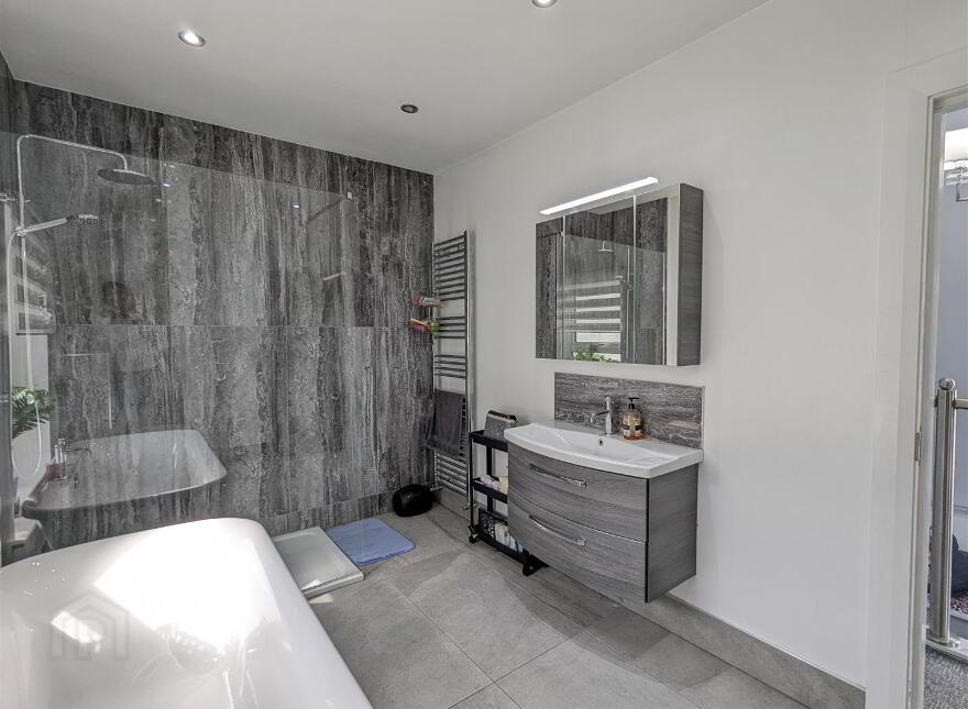 19 Tollymore Road, Newcastle, BT33 0JL