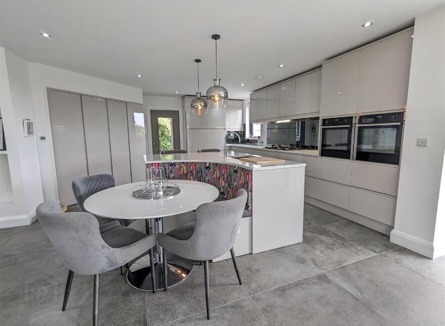 19 Tollymore Road, Newcastle, BT33 0JL