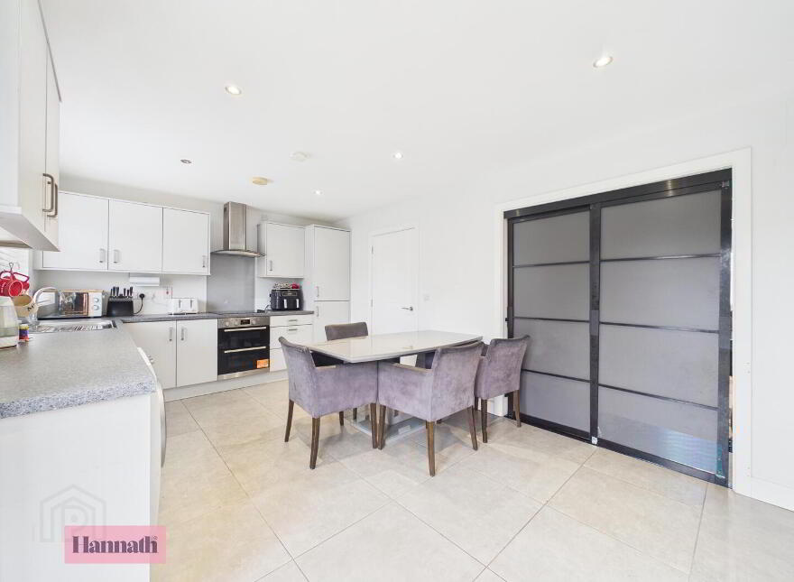 292 Belvedere Manor, Lurgan, Craigavon, BT67 9PA