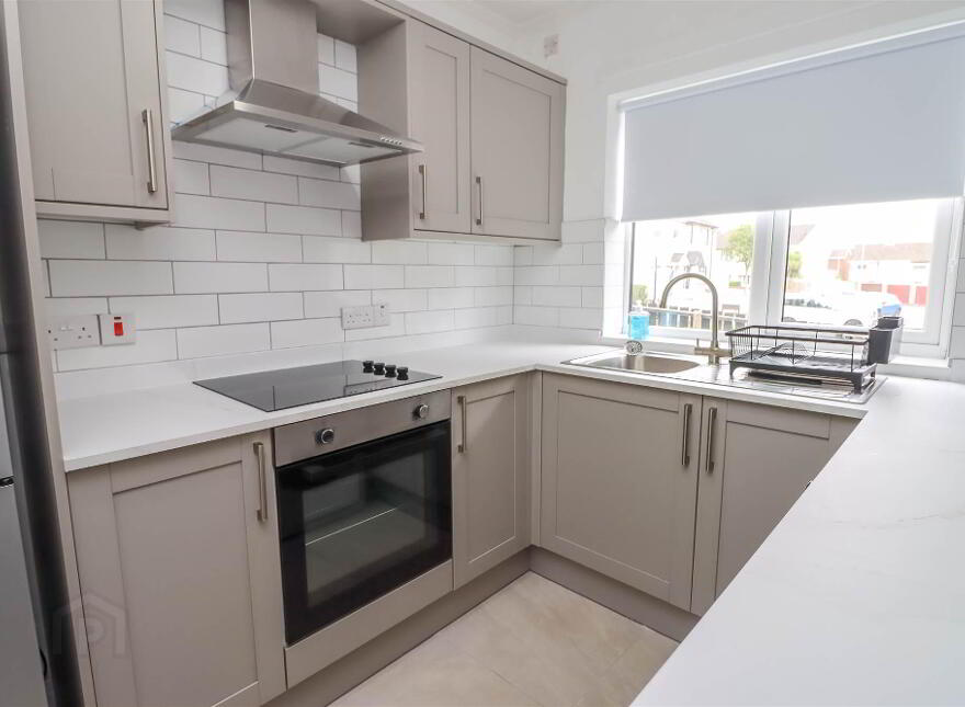42, A Enler Park West, Dundonald, Belfast, BT16 2DS