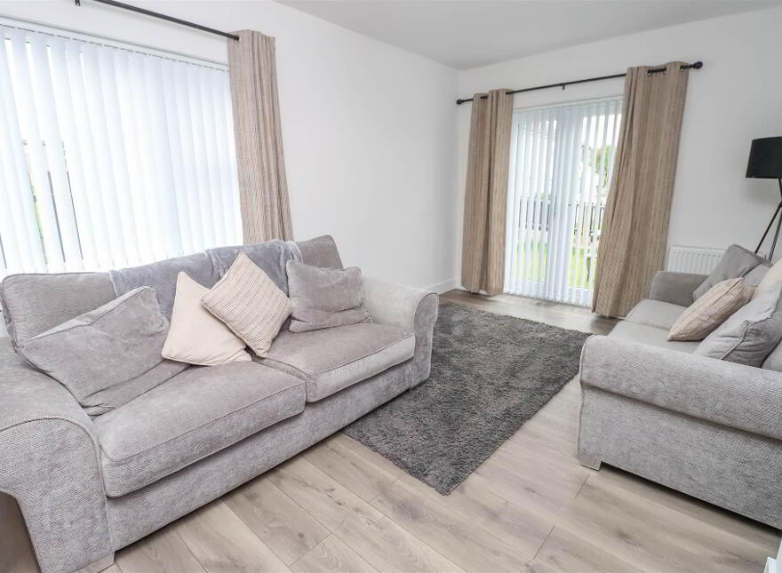 42, A Enler Park West, Dundonald, Belfast, BT16 2DS