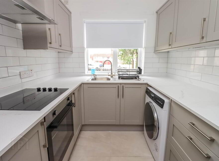 42, A Enler Park West, Dundonald, Belfast, BT16 2DS