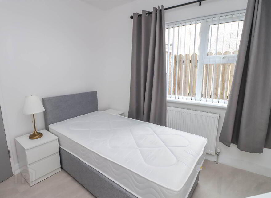 42, A Enler Park West, Dundonald, Belfast, BT16 2DS