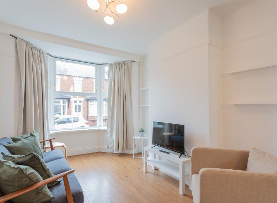 26 Clarendon Avenue, Belfast, BT5 5JT