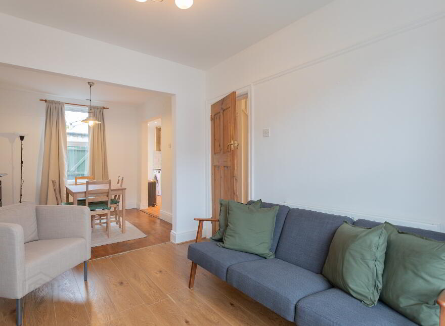 26 Clarendon Avenue, Belfast, BT5 5JT