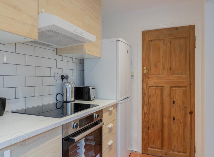 26 Clarendon Avenue, Belfast, BT5 5JT