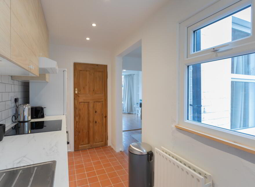 26 Clarendon Avenue, Belfast, BT5 5JT