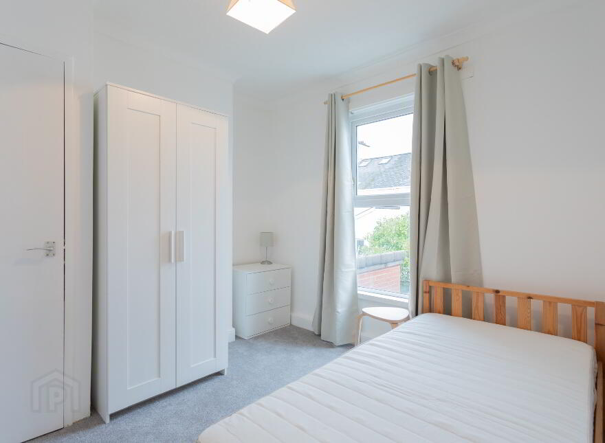 26 Clarendon Avenue, Belfast, BT5 5JT