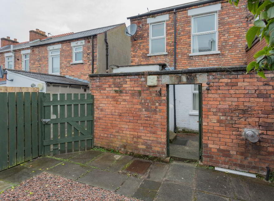26 Clarendon Avenue, Belfast, BT5 5JT