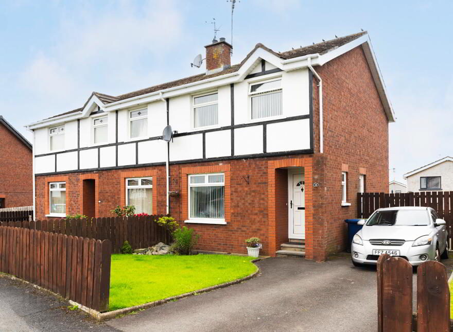 16 Kilvoragh Park, Lurgan, BT67 9LT